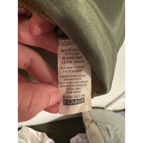 Vintage Satin Tank‎ - Picture 3 of 4